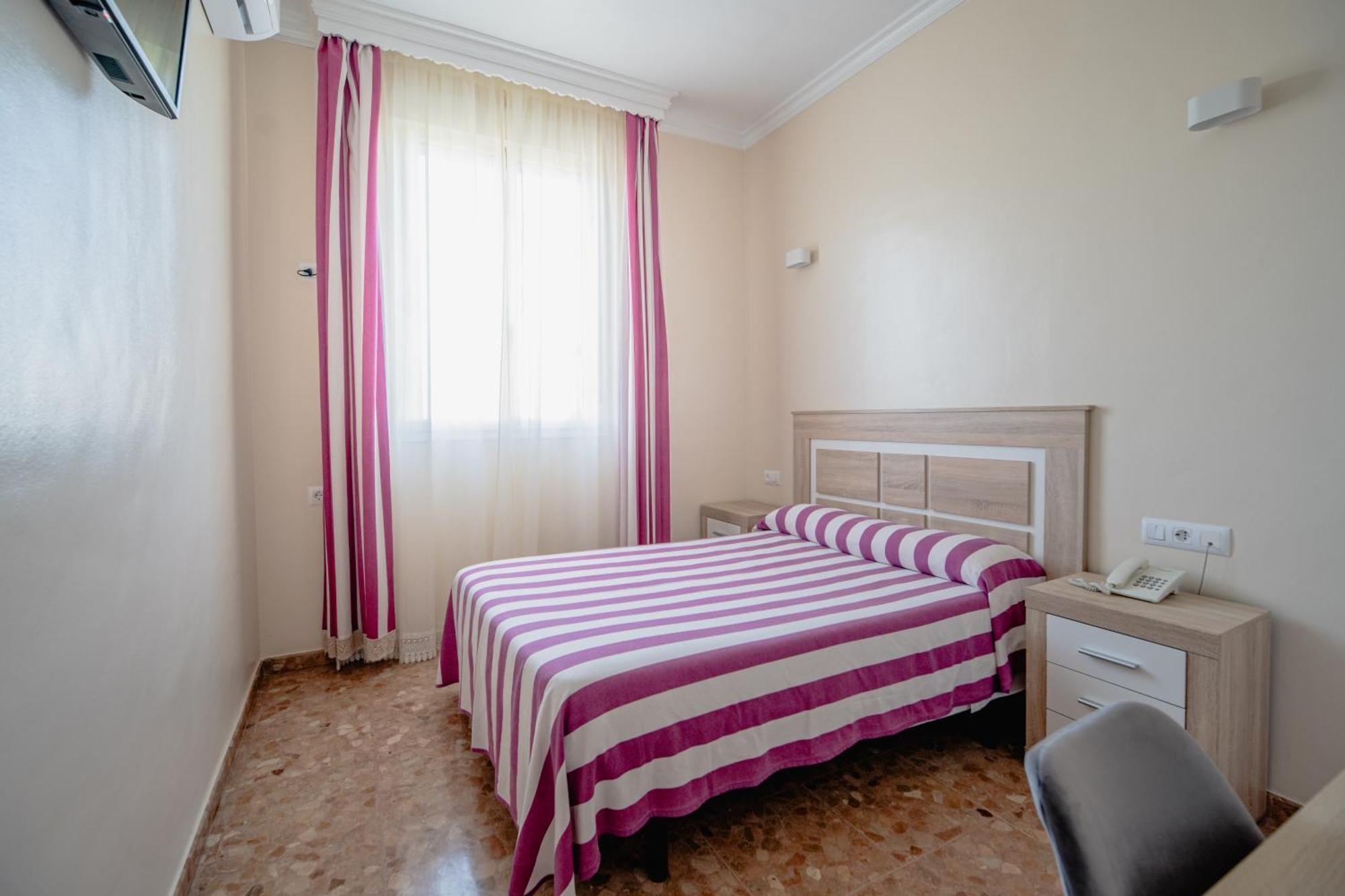 Hotel Chamizo El Arahal المظهر الخارجي الصورة