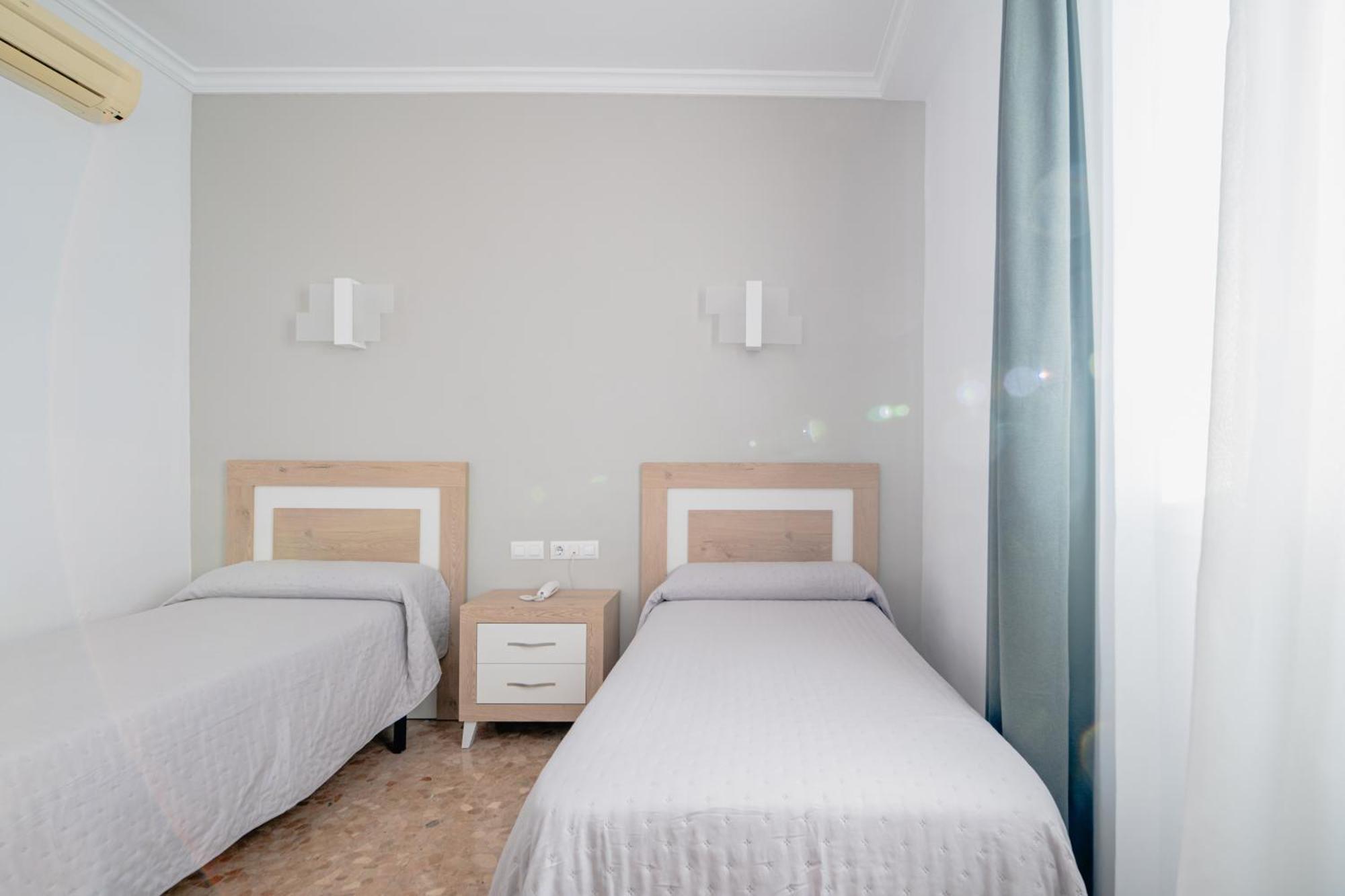 Hotel Chamizo El Arahal المظهر الخارجي الصورة